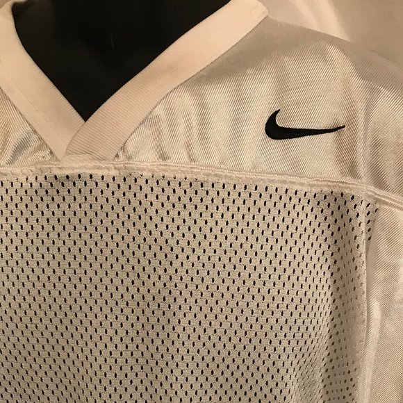 Nike Solid White Sport Team Jersey - Picture 3 of 5